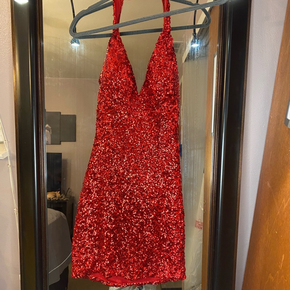 Sherri Hill Sequins Dress